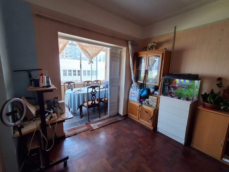 3 Bedroom Property for Sale in Sea Point Western Cape